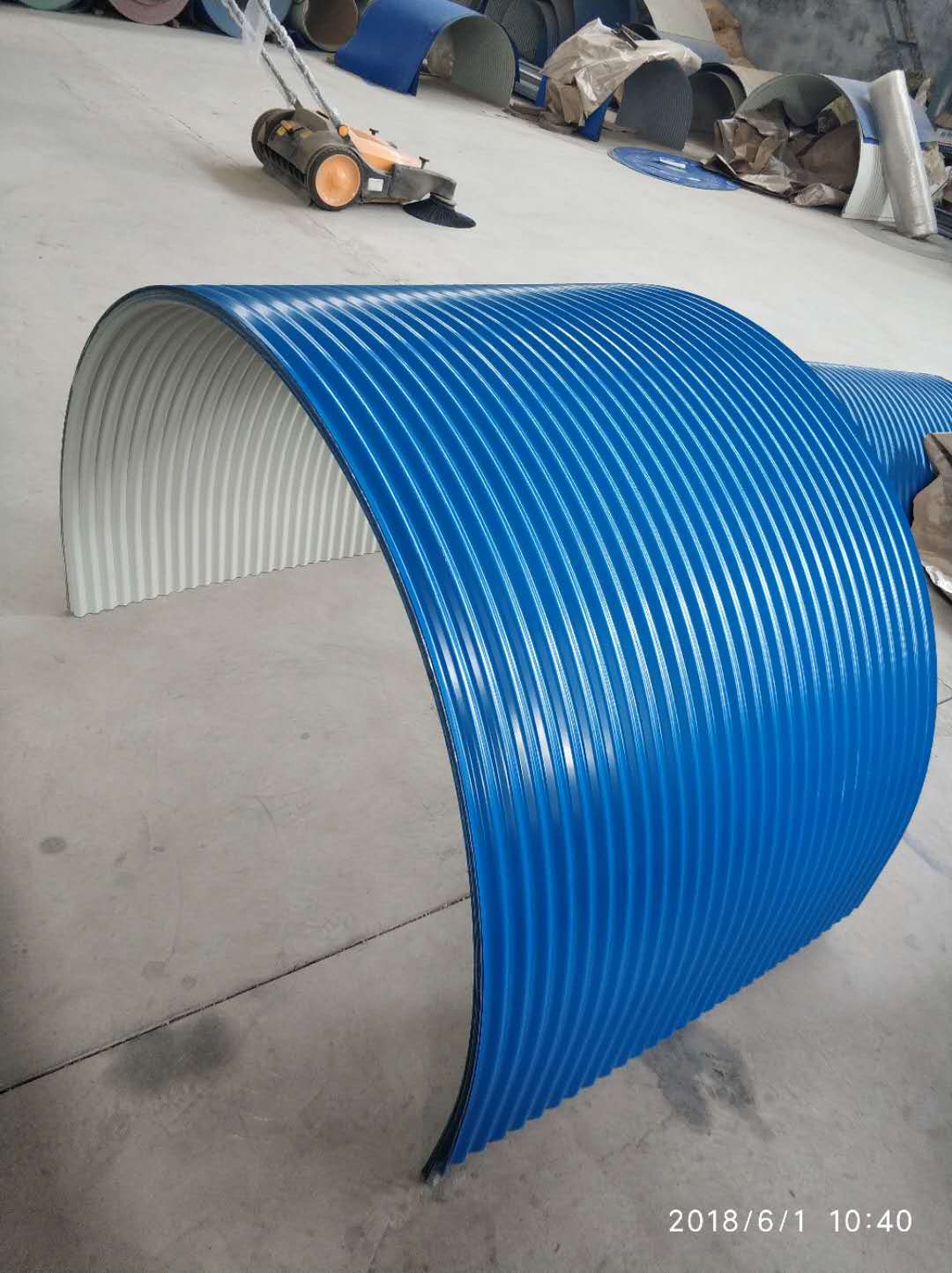  輸送機(jī)防雨罩根據(jù)使用環(huán)境不同挑選規(guī)格